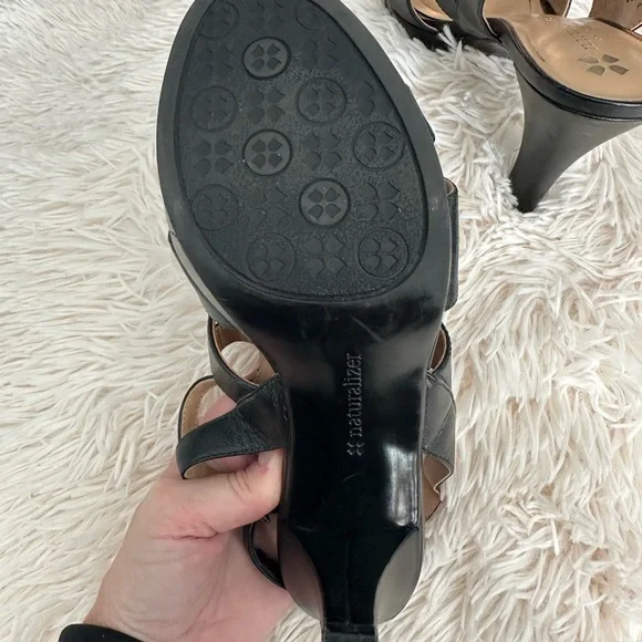 Elegant Black Strappy Heels - Picture 5 of 14